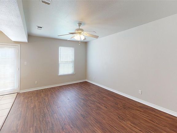 5th image of 615 N Cleveland Ave Unit 615