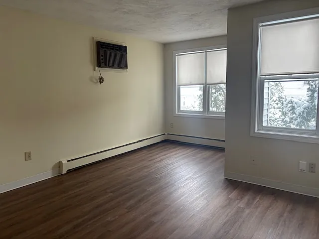 15 Blossom St #1 — Photo 2
