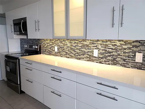 100 Golden Isles Dr #Penthouse 7 Photo 1
