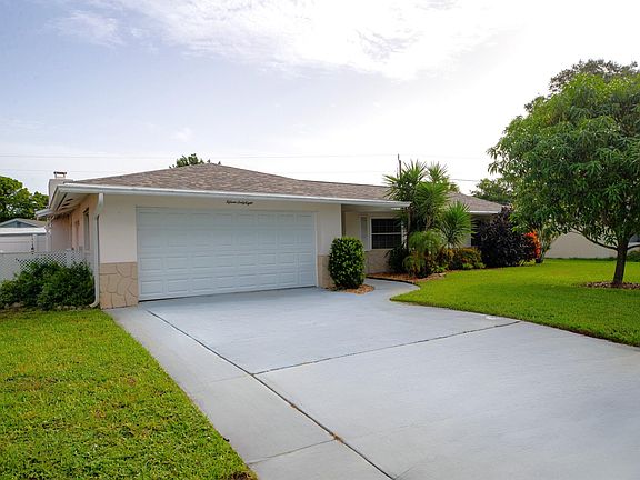 3rd image of 1568 Caribbean Dr
