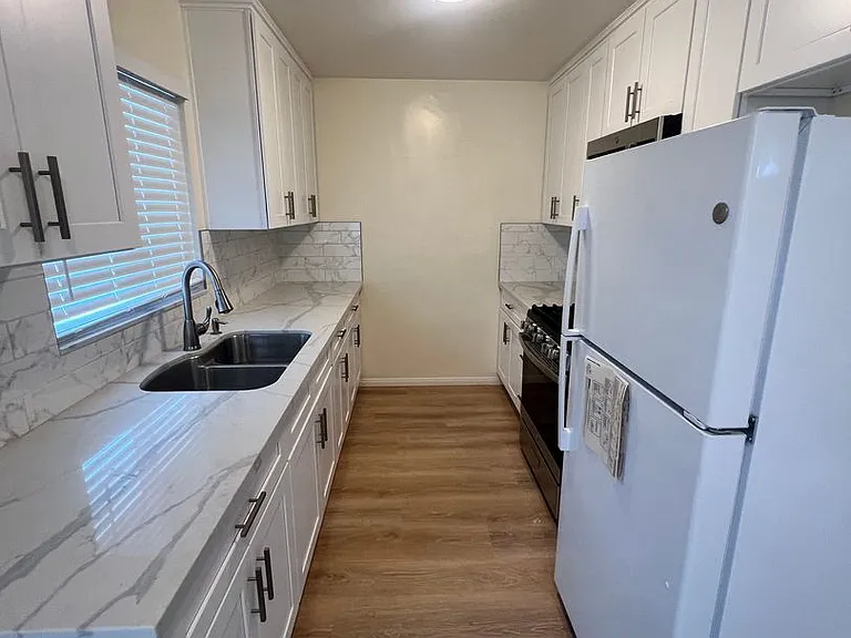 213-223 Wolff St — Photo 5