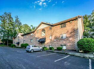 5795 Brett Michael Ln APT 6, Belleville, IL 62223