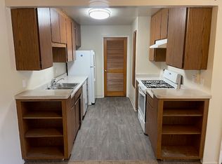 19885 Wisteria St APT 3, Castro Valley, CA 94546