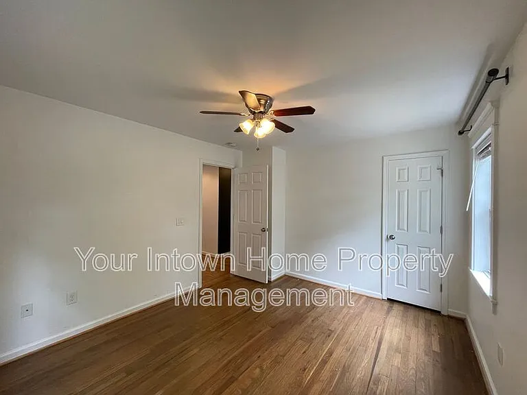 445 Gift Ave SE — Photo 12