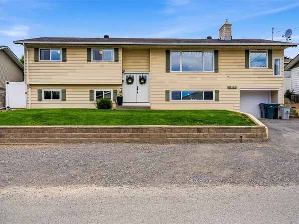 1357 Sitka St, Kamloops, BC V2B 2V8