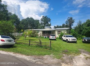 7245 Land Dr, Wesley Chapel, FL 33545