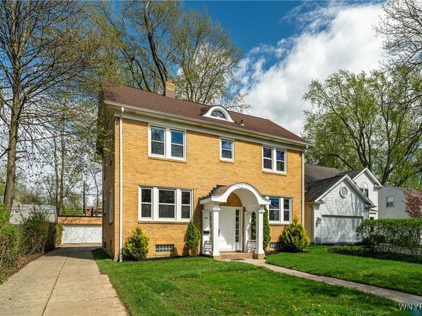 398 Roycroft Blvd, Amherst, NY 14226