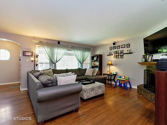 2nd image of 18538 Gladville Ave