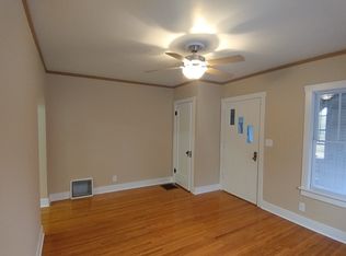 675 Preston Ave, Elgin, IL 60120