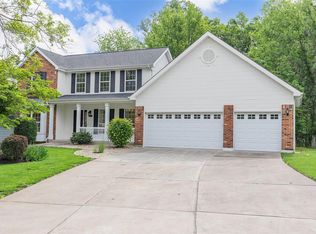 145 Cross Timbers Ln, Saint Charles, MO