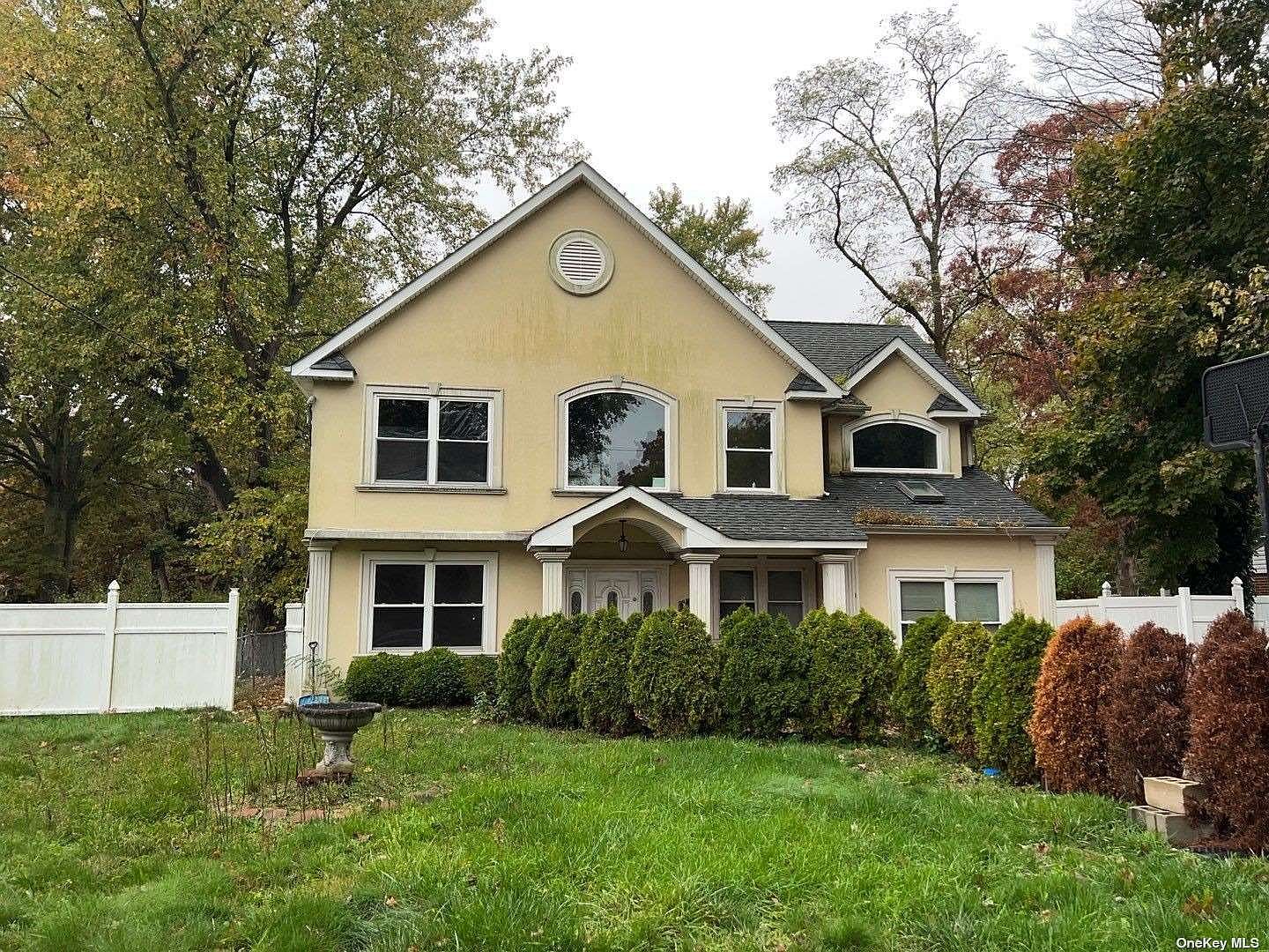 1646 N Gardiner Drive, Bay Shore, NY 11706 Zillow