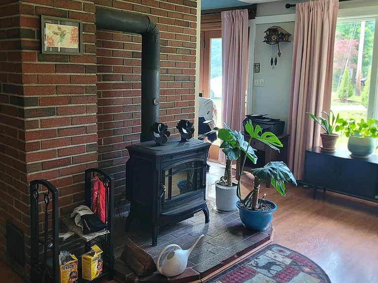 10 Pilgrim Ln — Photo 4
