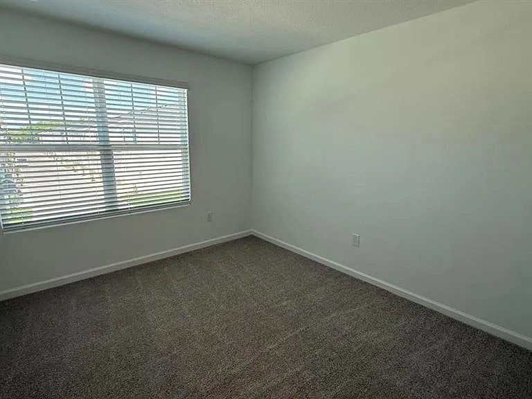1350 Tarflower Dr — Photo 20