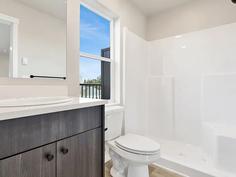 343 Martin St — Photo 34