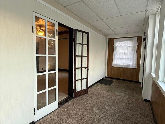 4th image of 1605 Arlington Ave