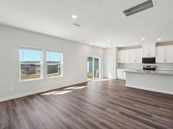 5507 Chambray Ter, Cherryville, NC 28021