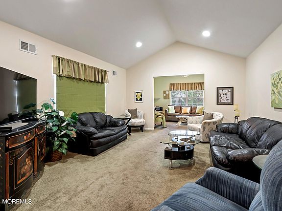 5th image of 2708 Brookdale Court