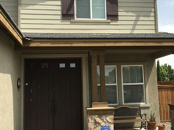 2nd image of 15903 Yosemite St