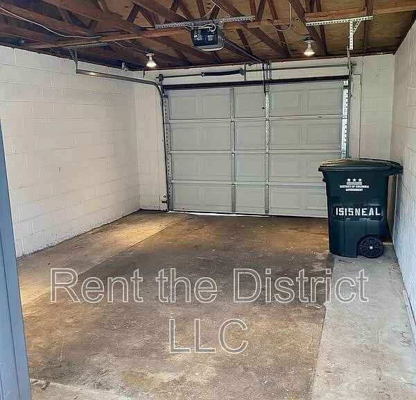1515 Neal St NE — Photo 25