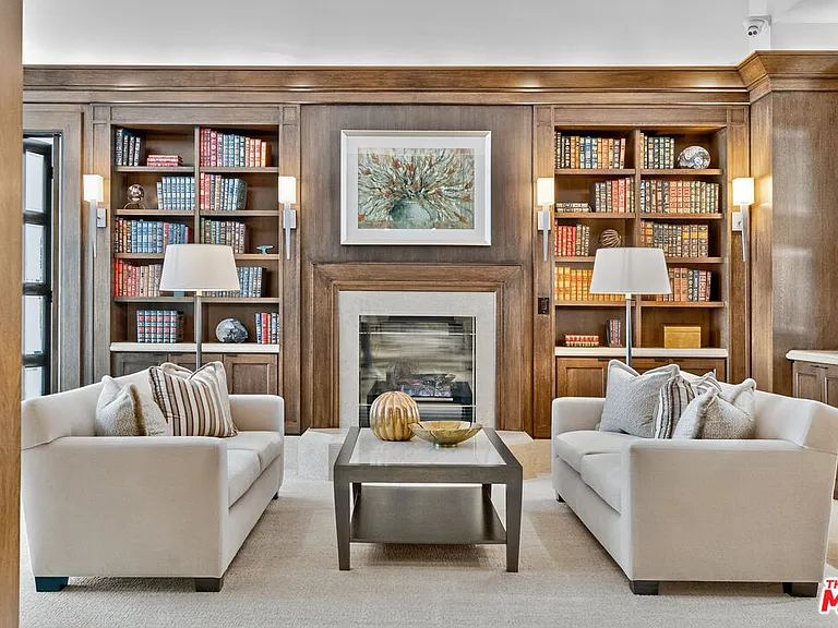 10727 Wilshire Blvd #1802 — Photo 30