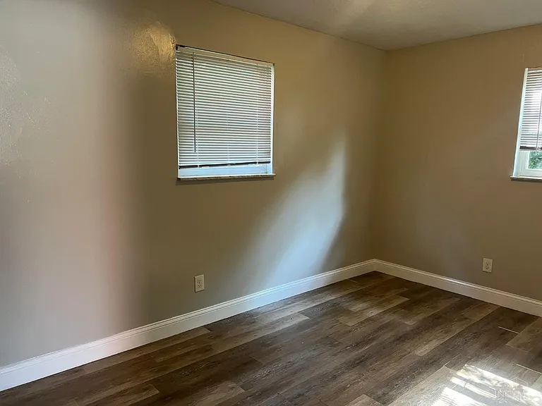 3553 Wilson Ave #1 — Photo 6