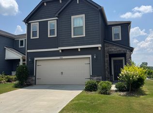 5004 Shadbush Rd, Charlotte, NC 28215