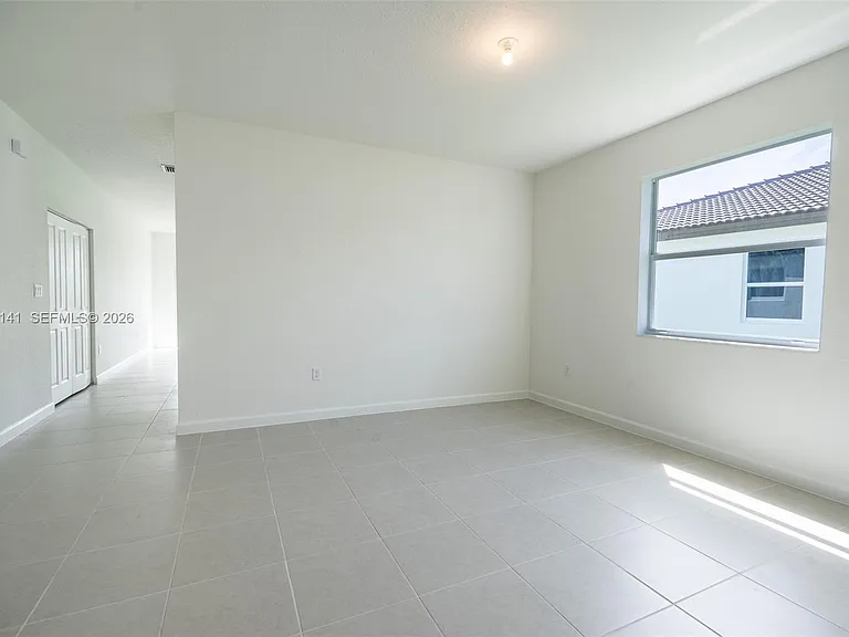 2967 SE 25th Ave — Photo 13