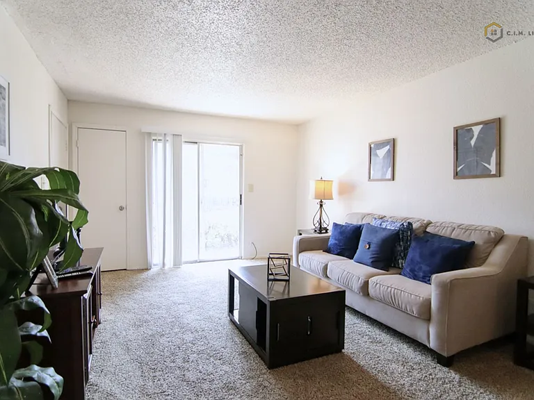 Union Point Apartments — Photo 35