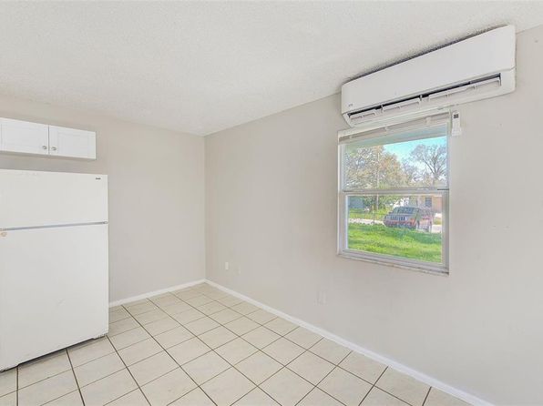 tampa-florida-82049662 picture