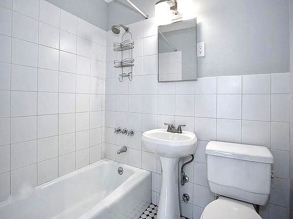 5th image of 441 W 22nd St APT 4A