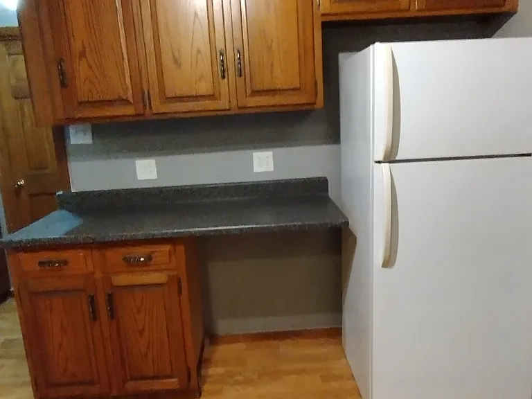 209 Manila St — Photo 2