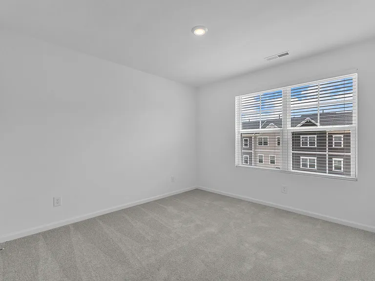 810 Basswood Glen Trl — Photo 30