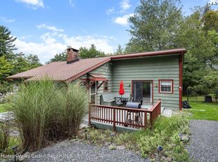 2 Fern Holw, Woodstock, NY 12498