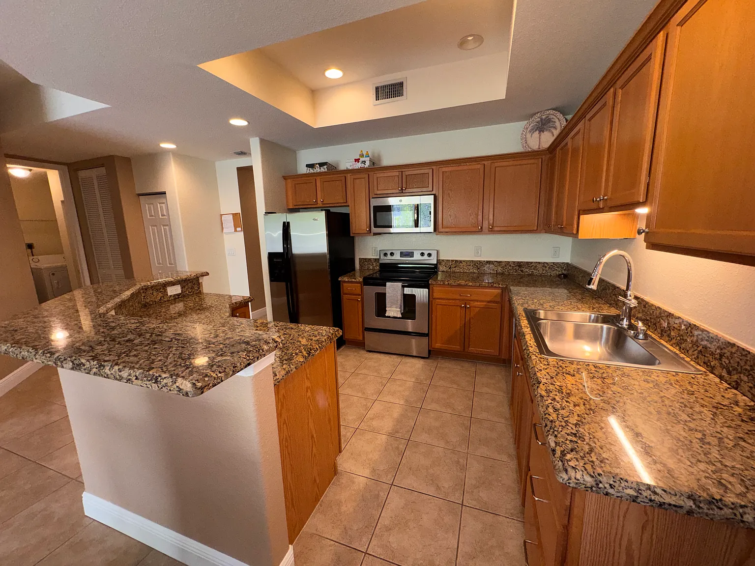 2 bed, 1448 sqft, $2,200 — Photo 3