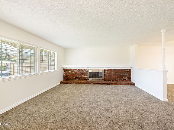 4th image of 211 Dickenson Ave