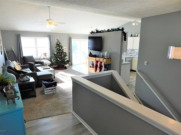 4th image of 9440 Northwind Dr
