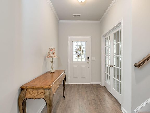 4th image of 229 Firewheel Court