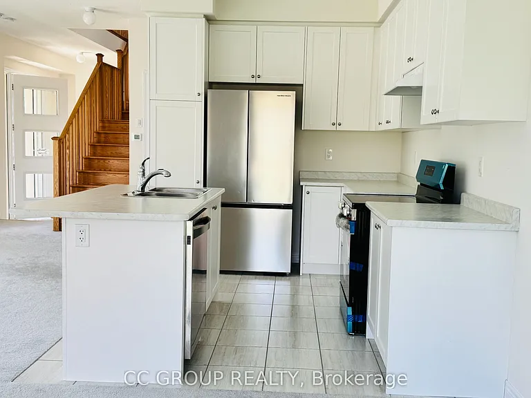 1032 Crowsnest Holw — Photo 5