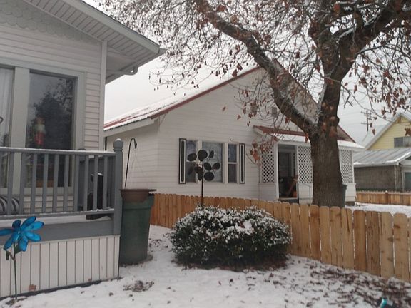 3rd image of 306 E Washington Ave