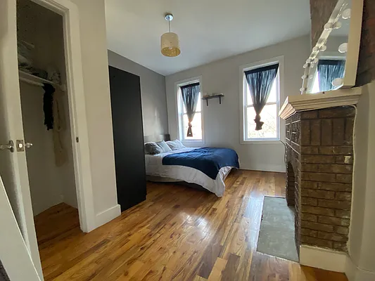 Rented by Nooklyn NYC LLC | media 13