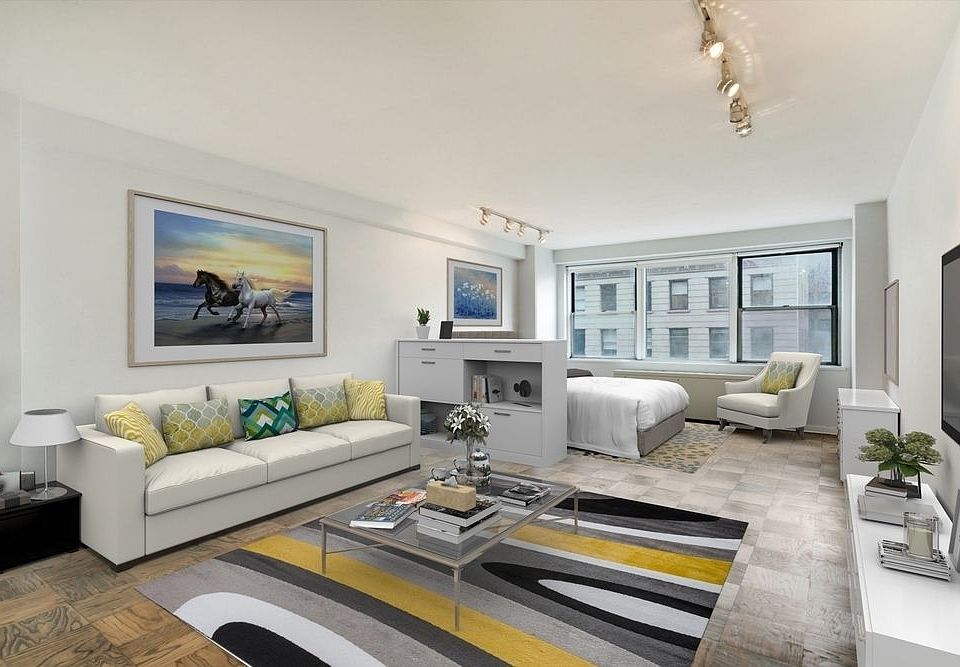 1st image of 10 W 15th St APT 1126