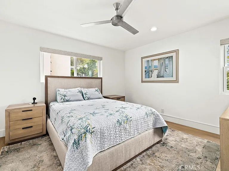 240 Moss St #4 — Photo 21