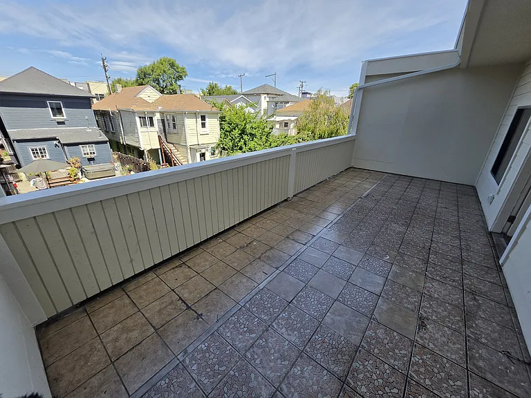 2323 Market St #A — Photo 33