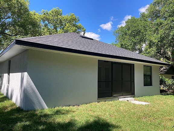 4th image of 1309 E Frances Ave