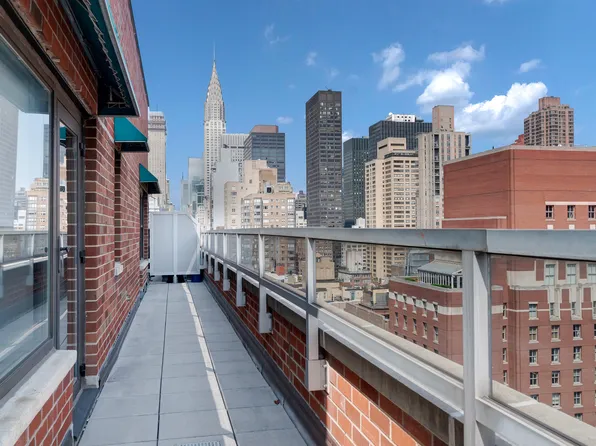 120 East 34th Street image 3 of 11