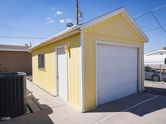 4th image of 3058 William Dr