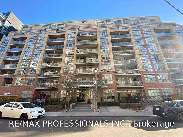 15 Stafford St #406 — Photo 18