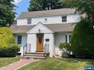 493 Emerson Ave, Teaneck, NJ 07666