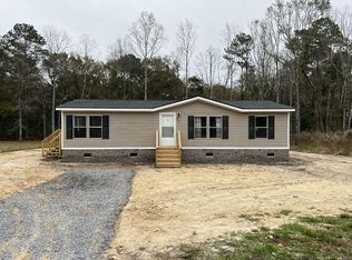 371 Horseshoe Rd, Moncks Corner, SC 29461