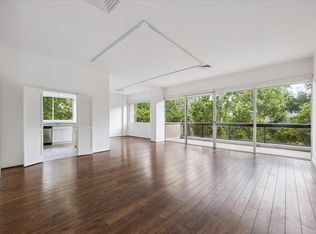 49 Briar Hollow Ln Unit 101, Houston, TX 77027